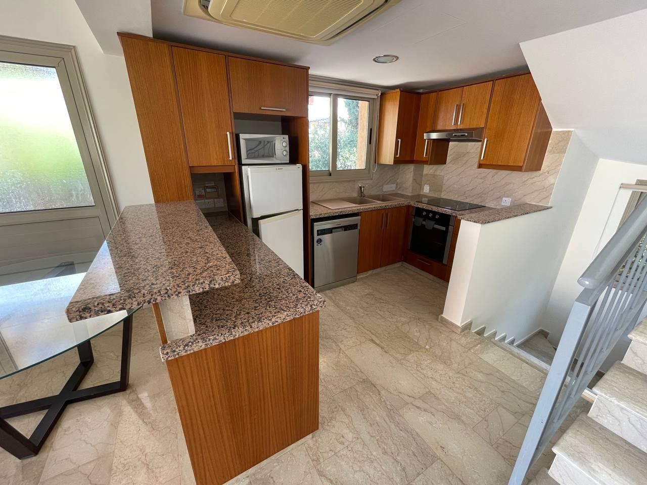 Maison à Polis, Chypre, 200 m² - image 6