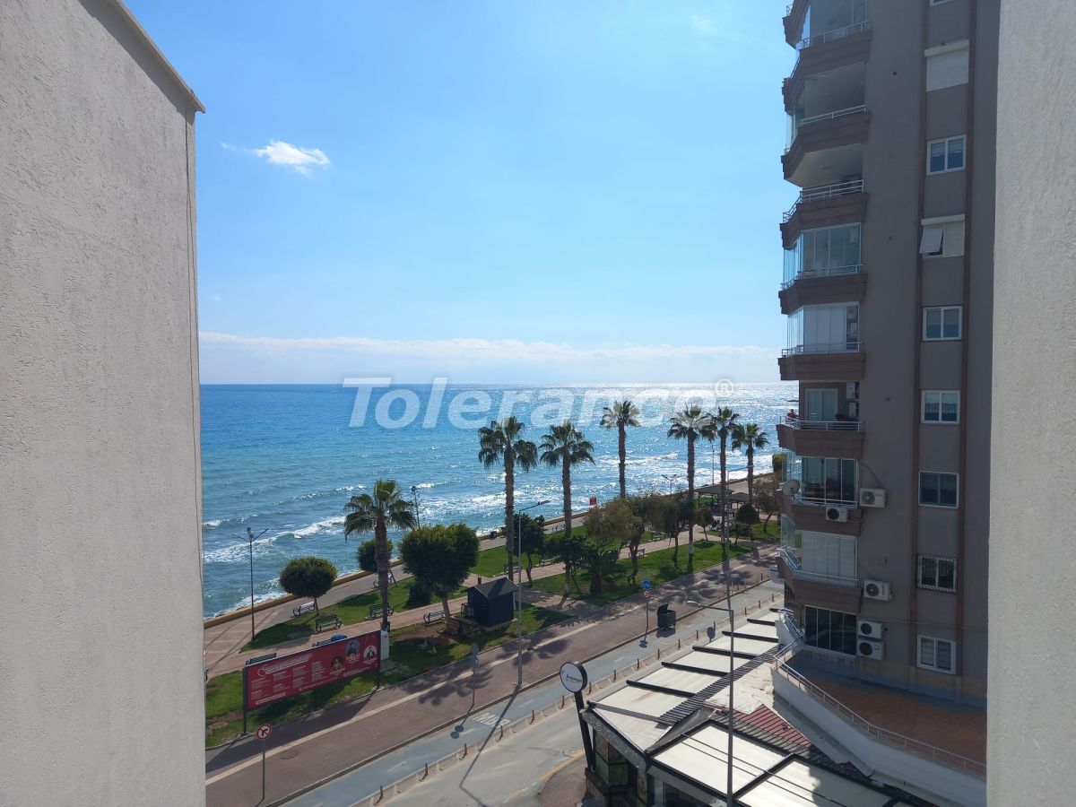 Appartement à Mersin, Turquie, 130 m² - image 1