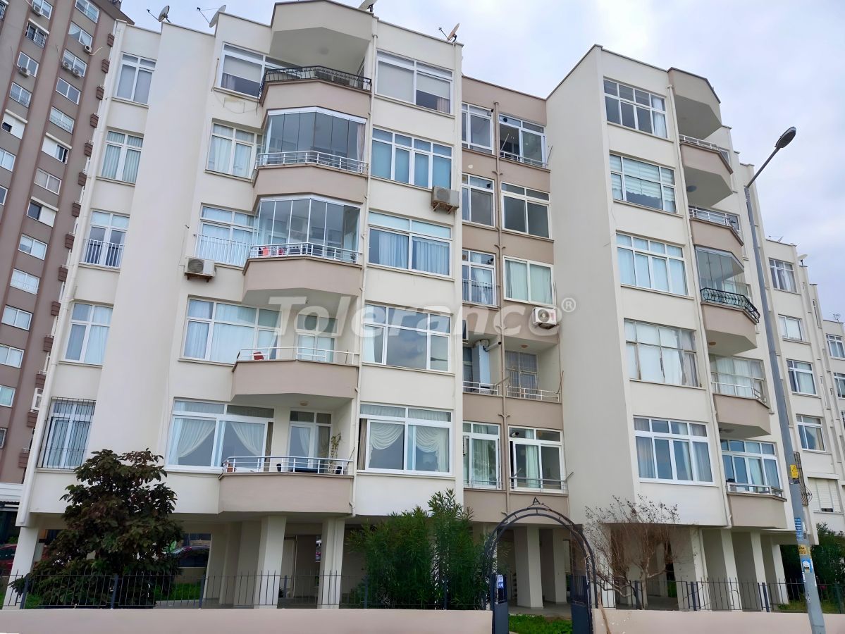 Appartement à Mersin, Turquie, 130 m² - image 2