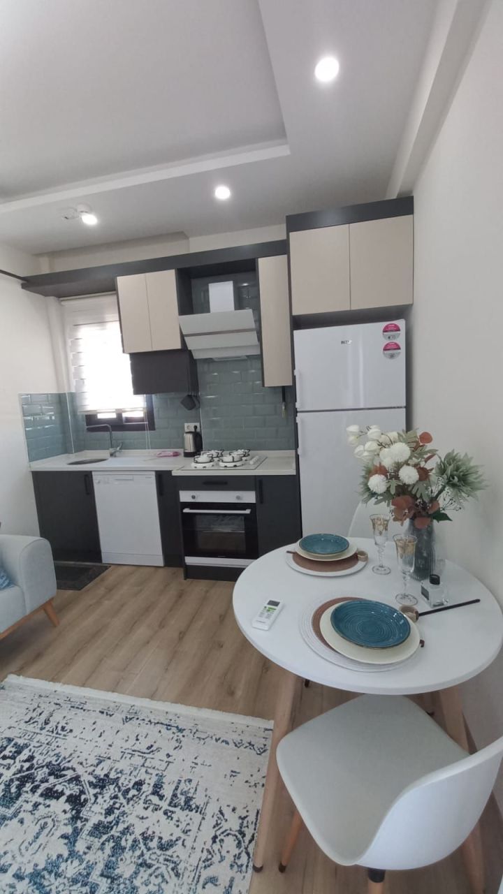 Piso en Mersin, Turquia, 60 m² - imagen 1
