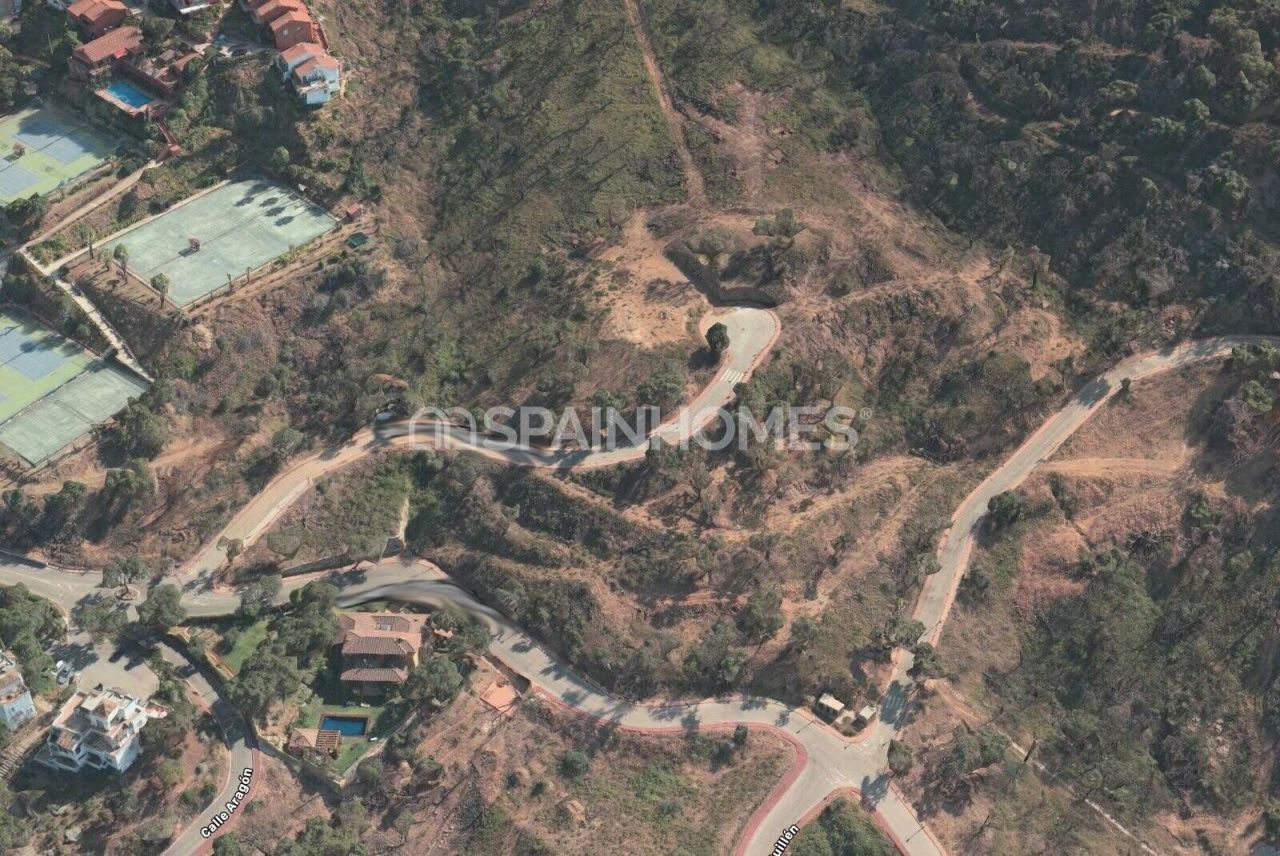 Land in Ojen, Spain, 15 399 m² - picture 1