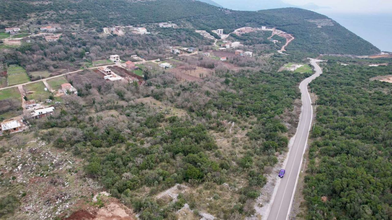 Terrain Visnjevo, Monténégro, 542 m² - image 1
