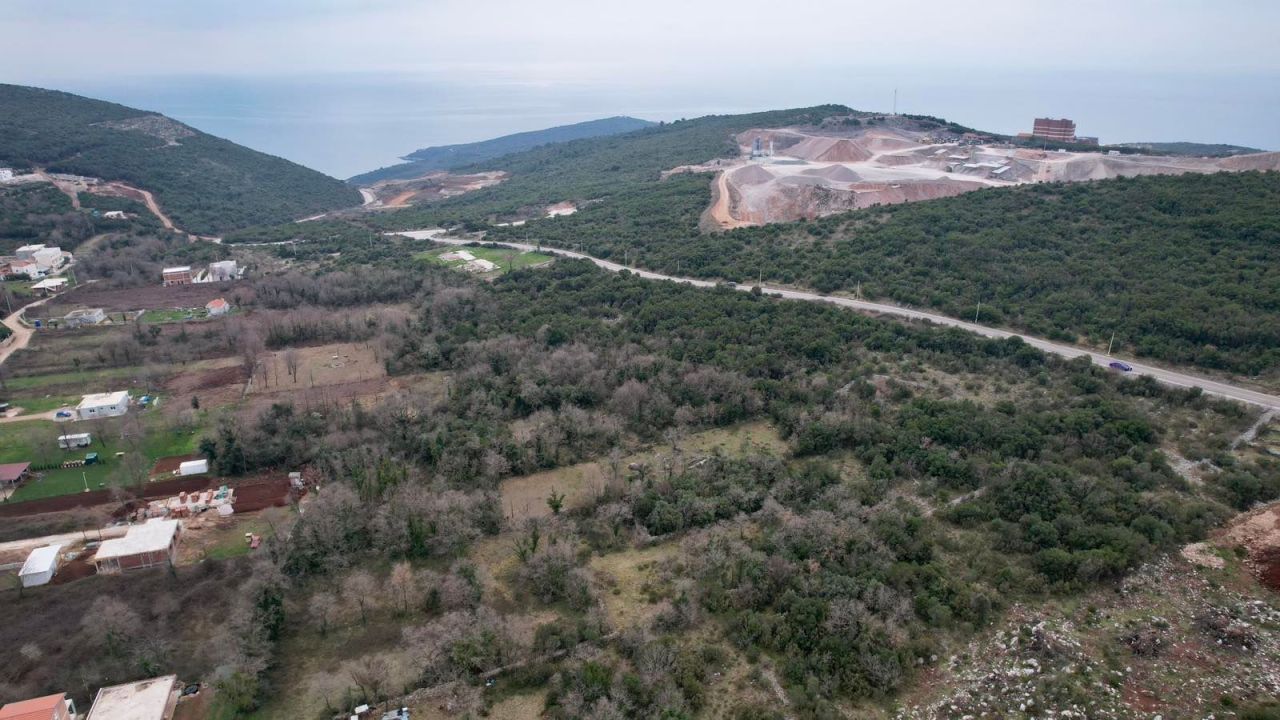 Terrain Visnjevo, Monténégro, 480 m² - image 1