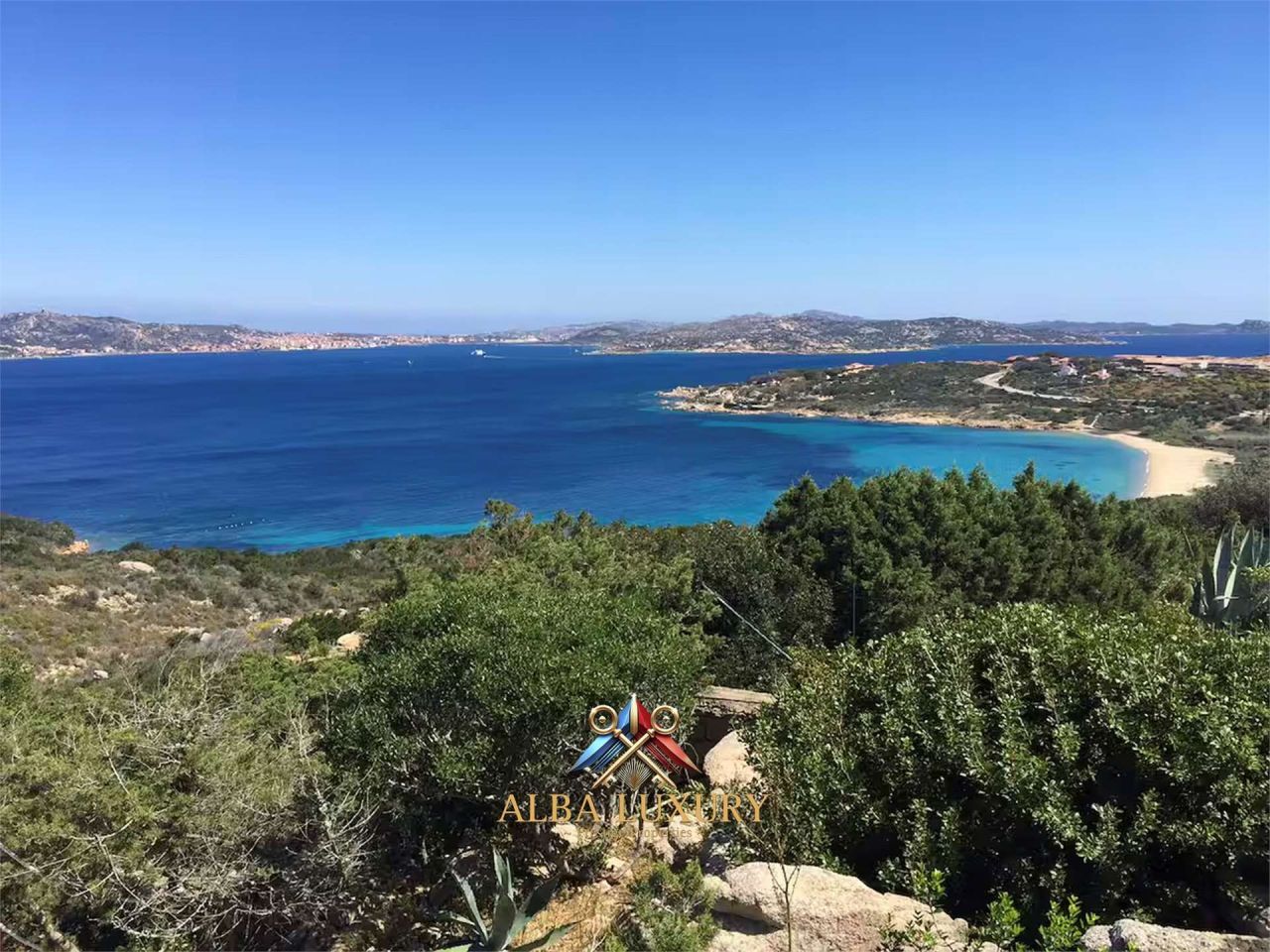 Villa in Palau, Italien, 250 m² - Foto 1