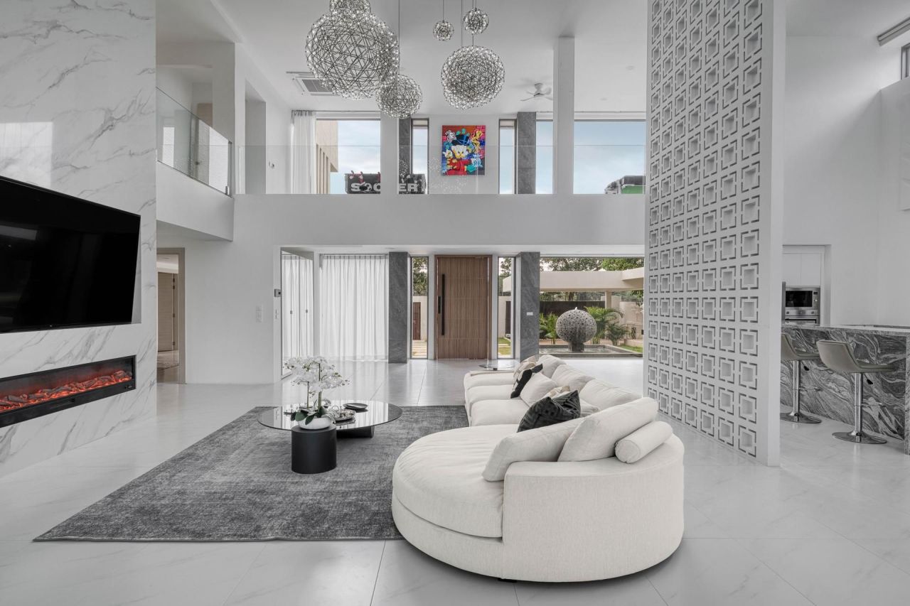 Villa on Bang Tao, Thailand, 1 040 m² - picture 6