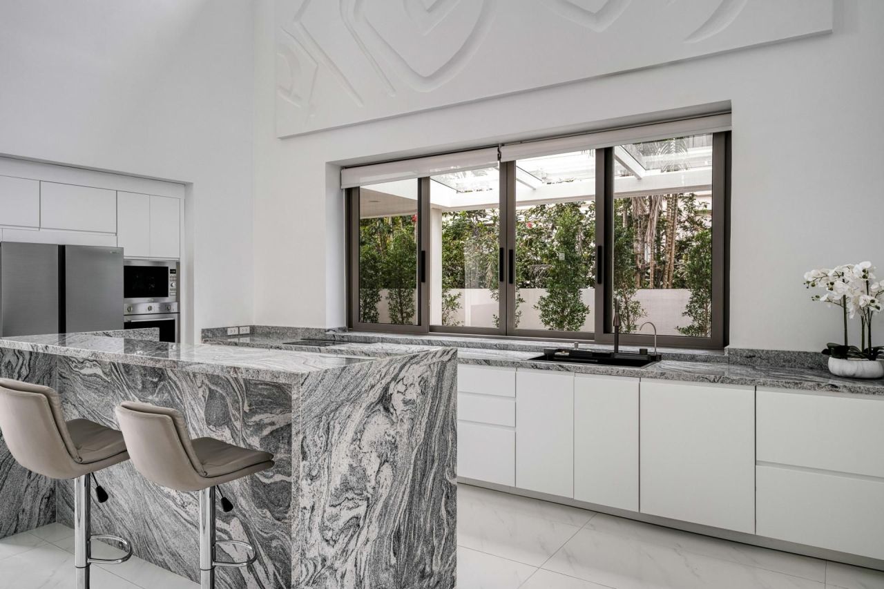 Villa on Bang Tao, Thailand, 1 040 m² - picture 8