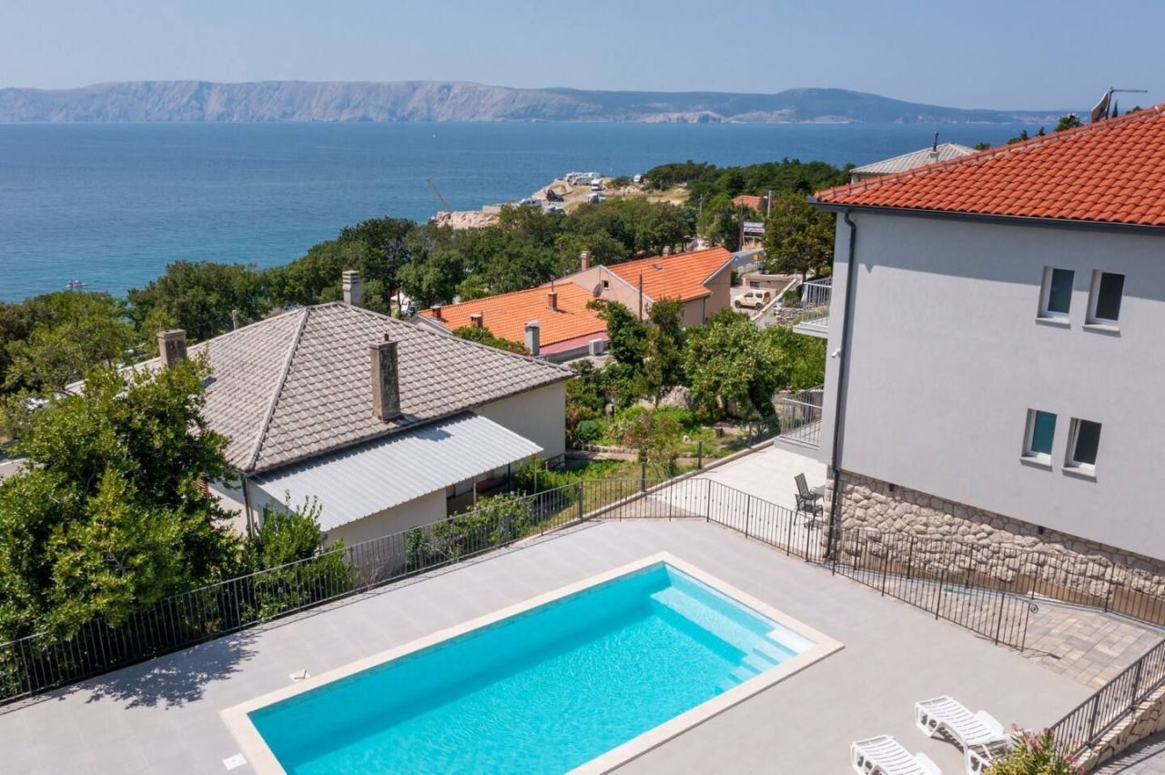 Villa à Novi Vinodolski, Croatie, 250 m² - image 3