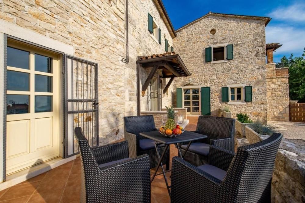 Villa à Tinjan, Croatie, 300 m² - image 5