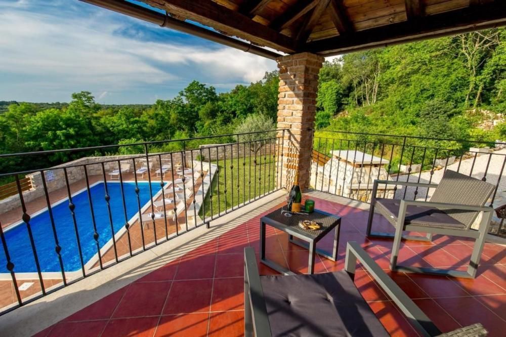 Villa à Tinjan, Croatie, 300 m² - image 10