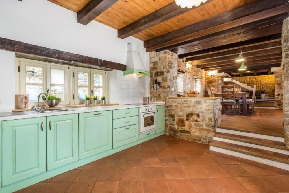 Villa à Tinjan, Croatie, 300 m² - image 15