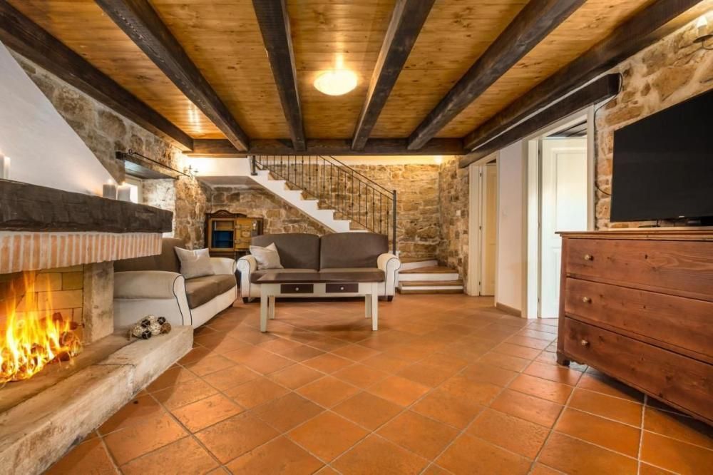 Villa à Tinjan, Croatie, 300 m² - image 17