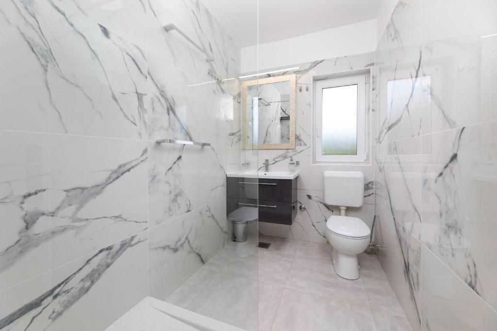 Villa à Novi Vinodolski, Croatie, 250 m² - image 19