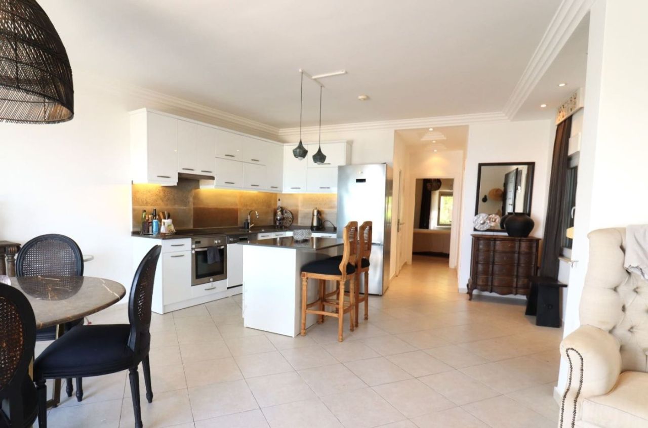 Wohnung in Avsallar, Türkei, 110 m² - Foto 1