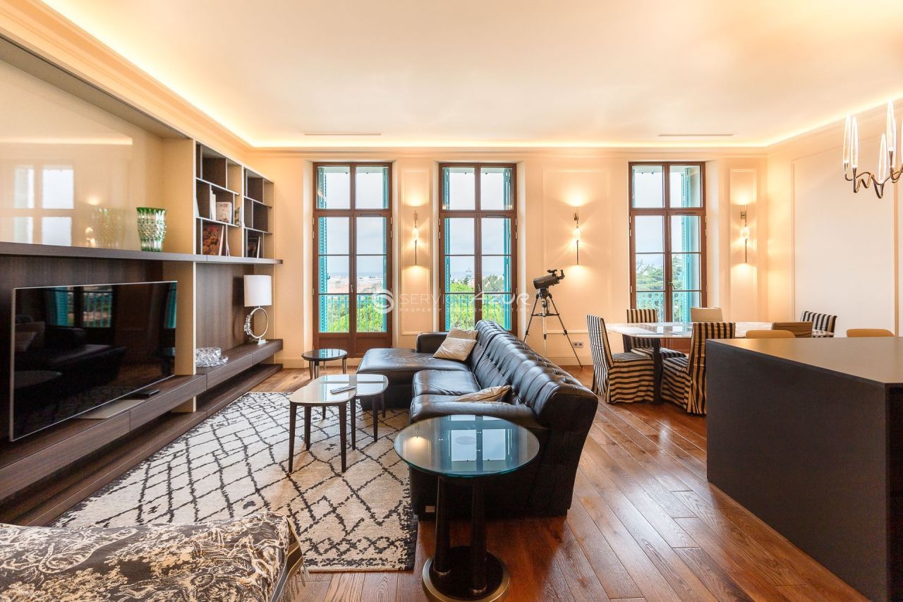 Apartment in Cannes, France, 110 m² - picture 4