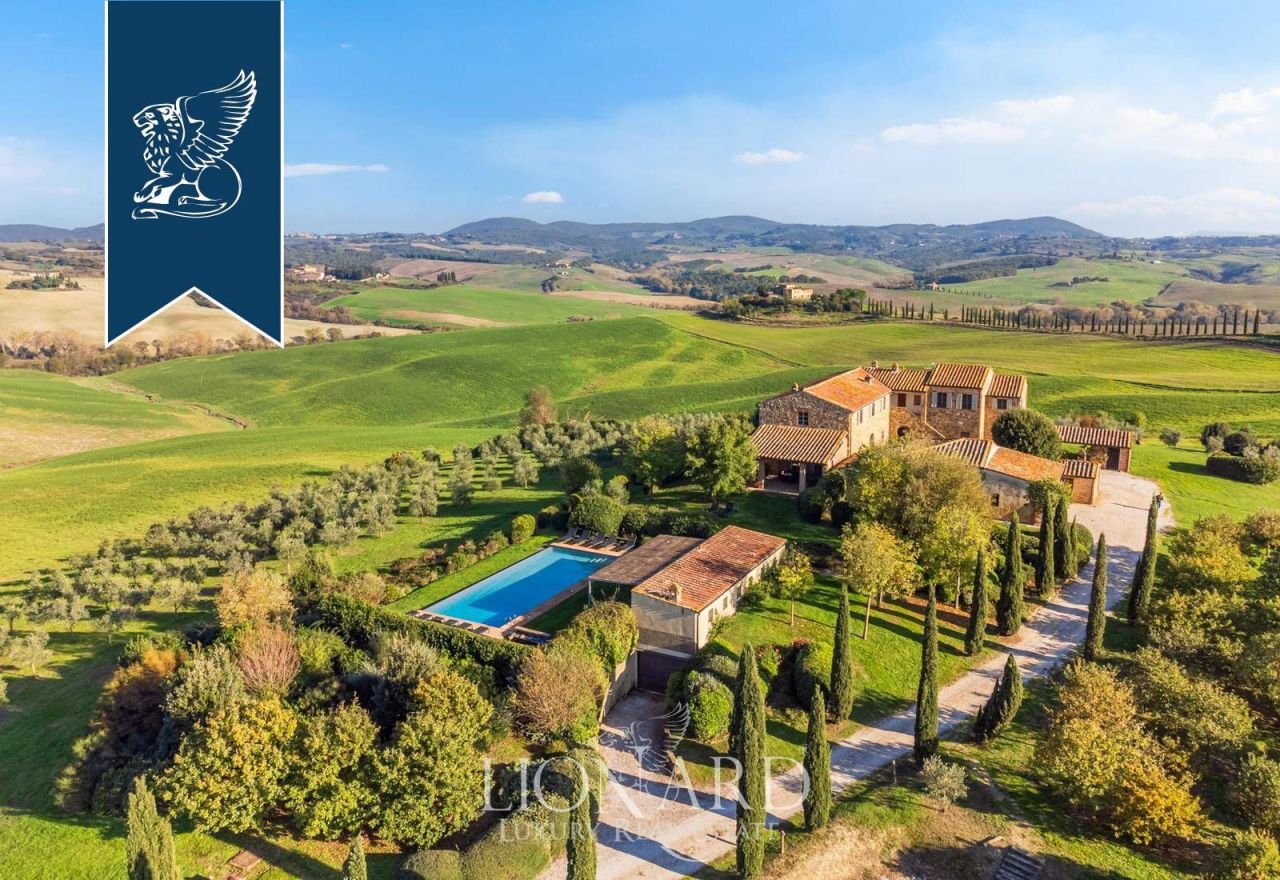 Farm in Tracuanda, Italien, 750 m² - Foto 1