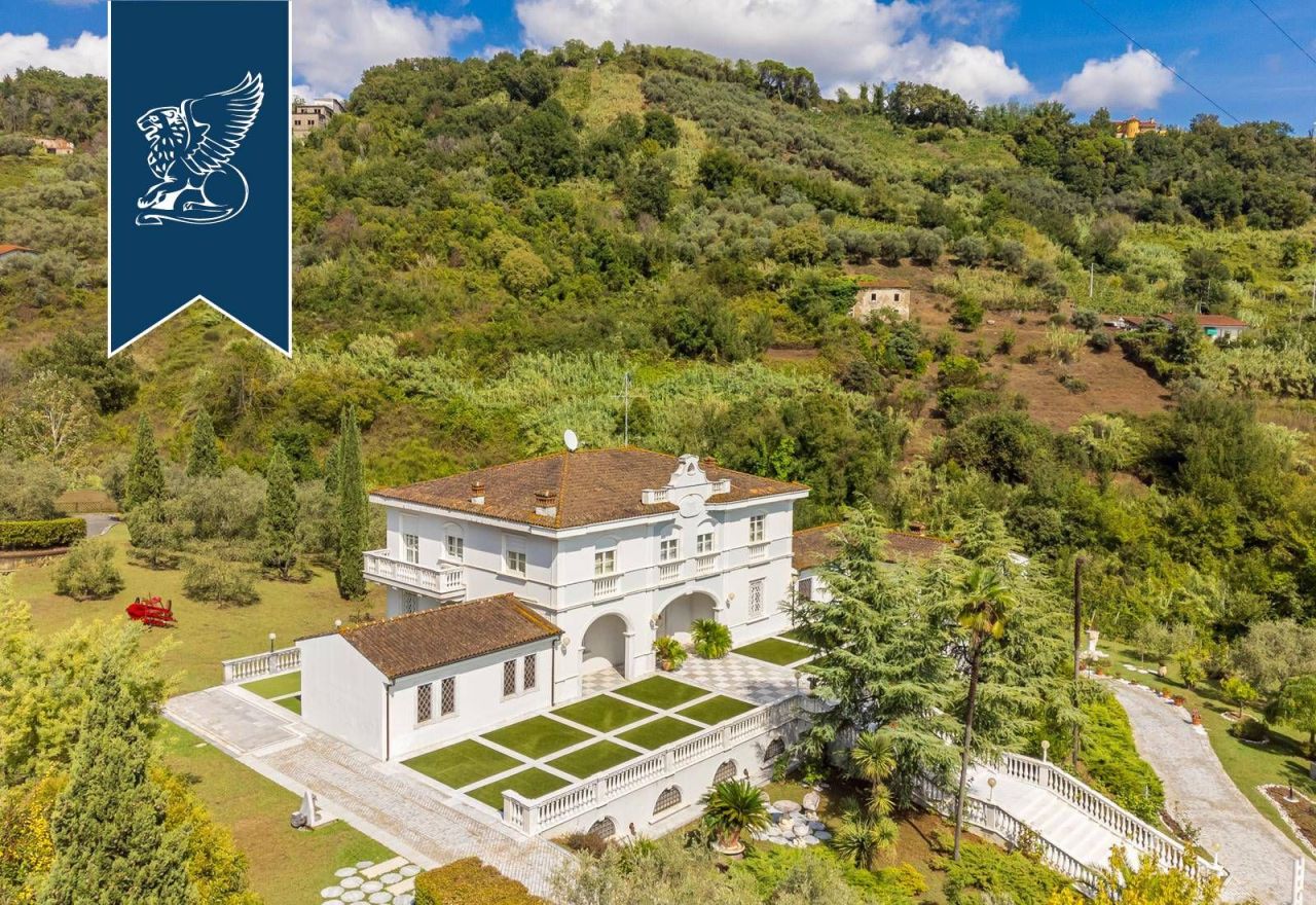 Villa a Massa, Italia, 2 472 m² - foto 4
