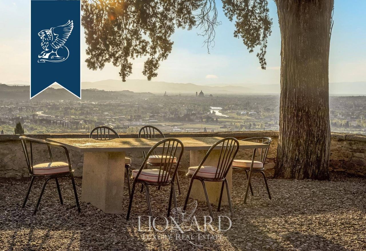 Villa a Firenze, Italia, 1 200 m² - foto 6