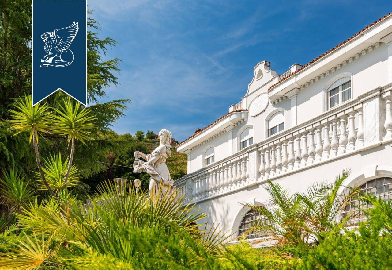 Villa a Massa, Italia, 2 472 m² - foto 6