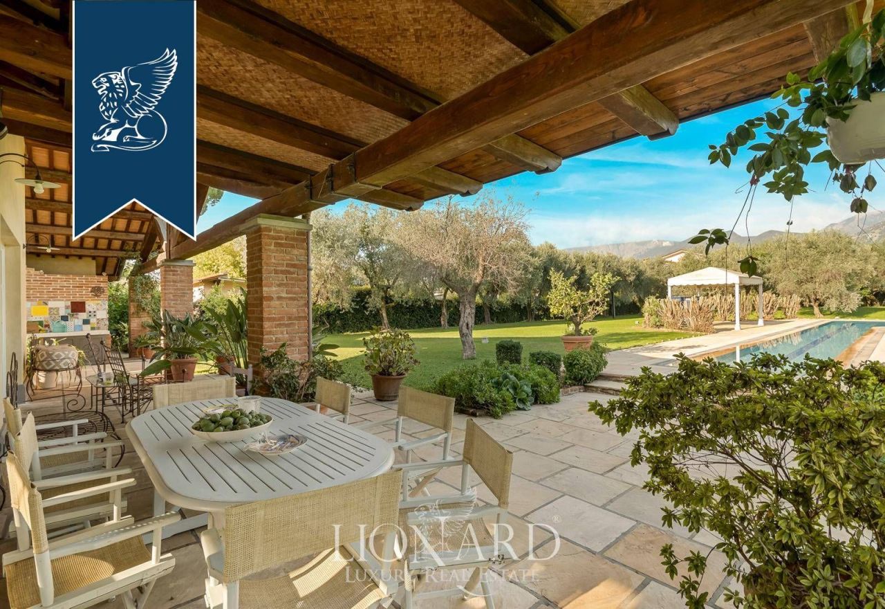 Villa in Pietrasanta, Italy, 450 m² - picture 7