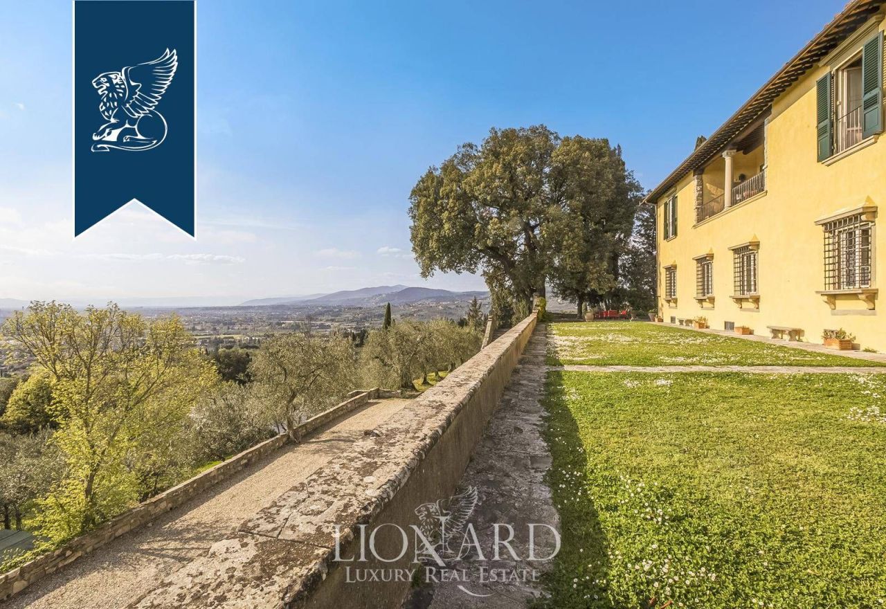 Villa a Firenze, Italia, 1 200 m² - foto 8