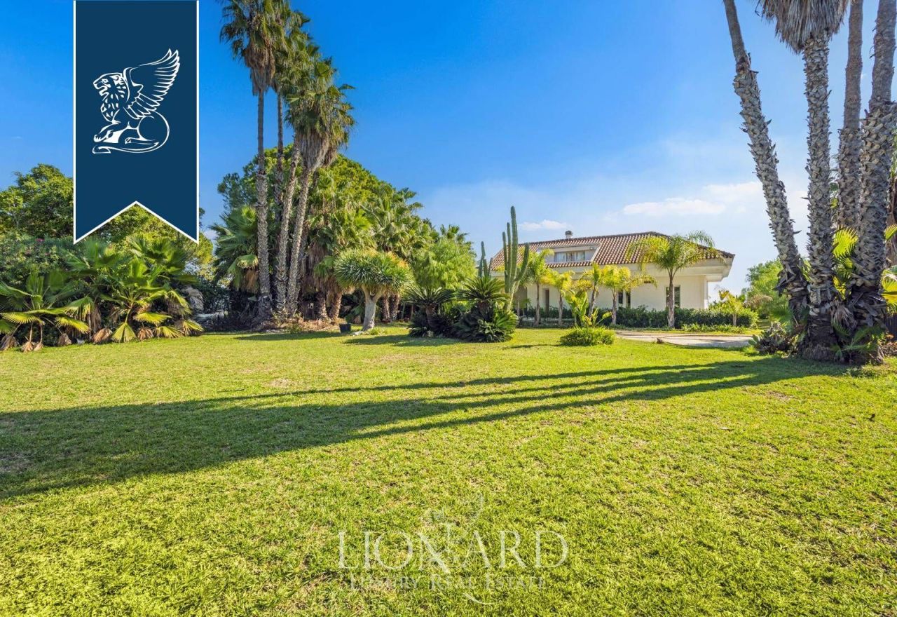 Villa en Siracusa, Italia, 253 m² - imagen 8