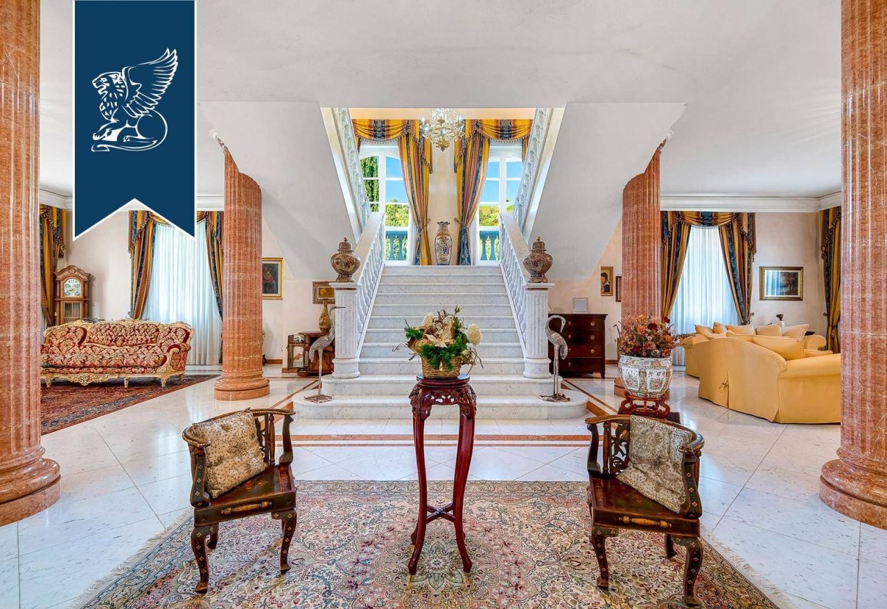 Villa a Massa, Italia, 2 472 m² - foto 9