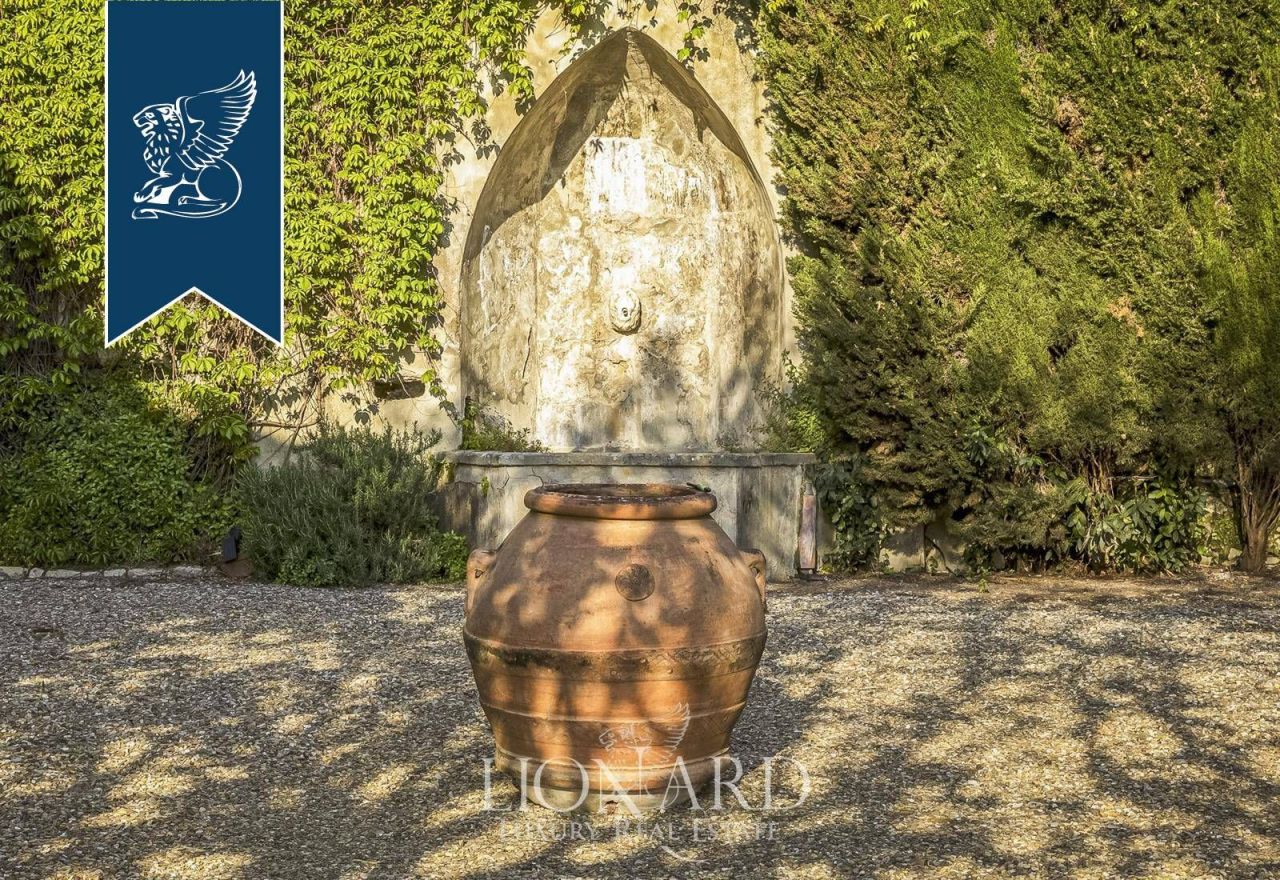 Villa a Firenze, Italia, 1 200 m² - foto 12