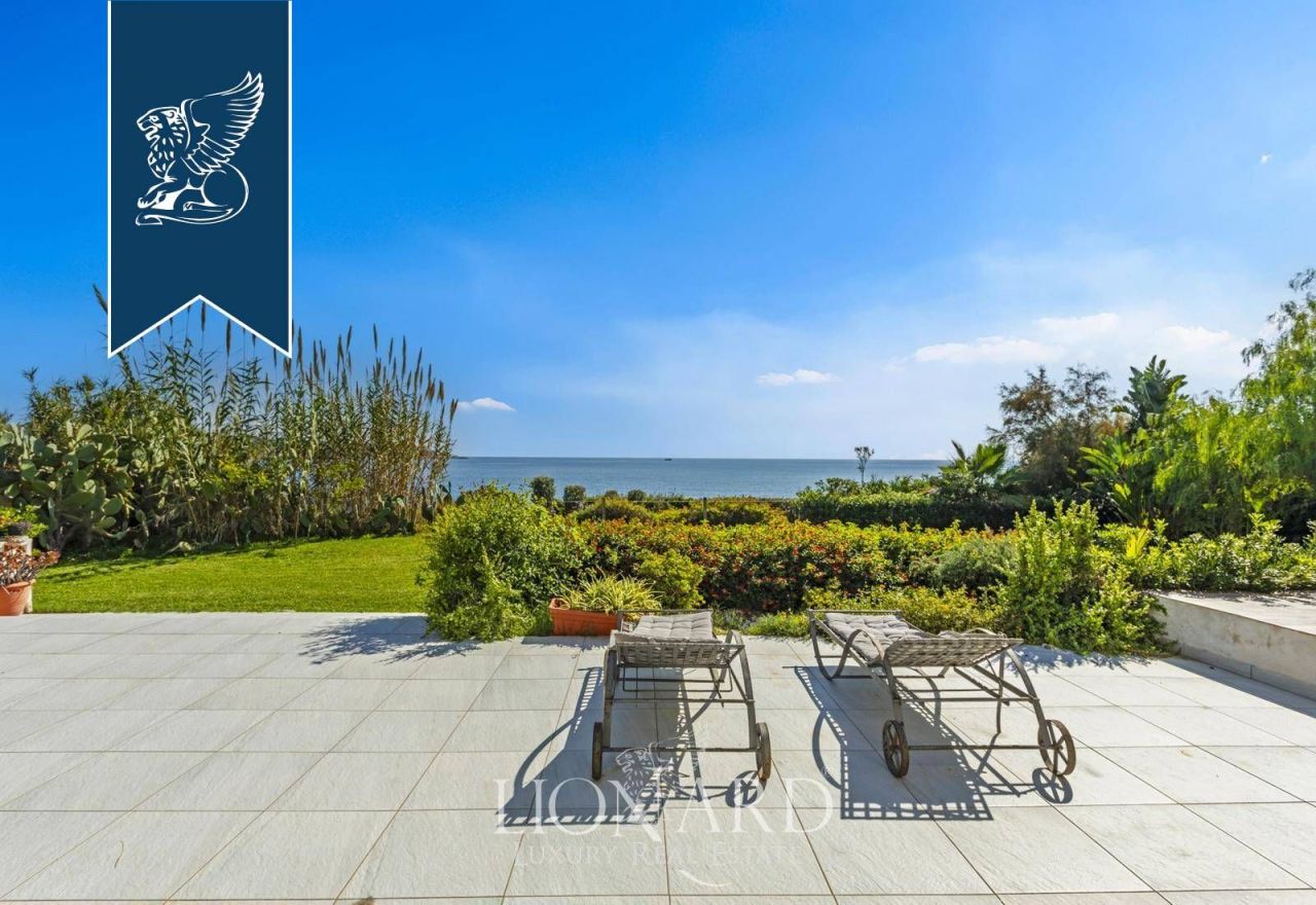 Villa en Siracusa, Italia, 253 m² - imagen 12