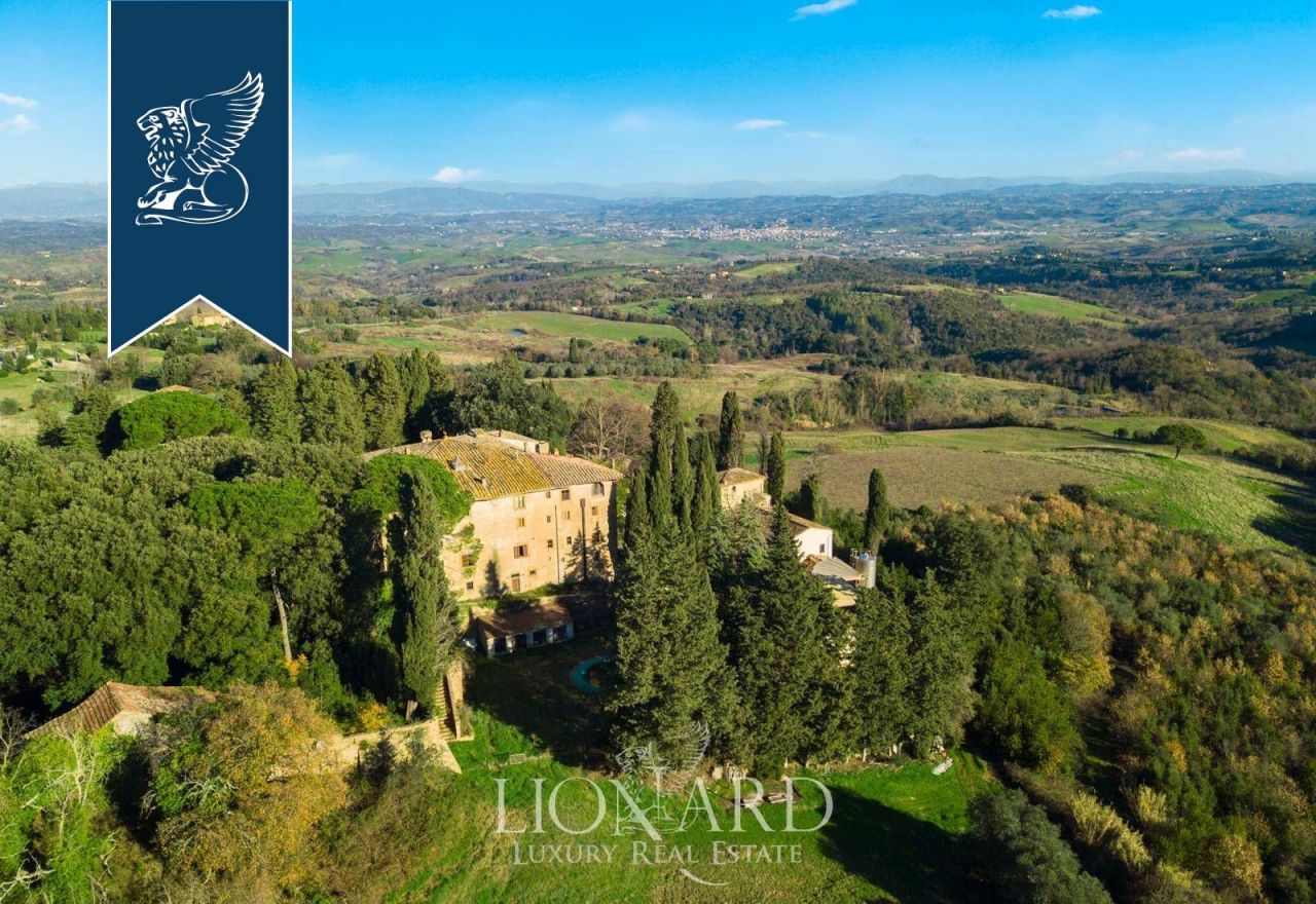 Castillo en Florencia, Italia, 2 500 m² - imagen 13