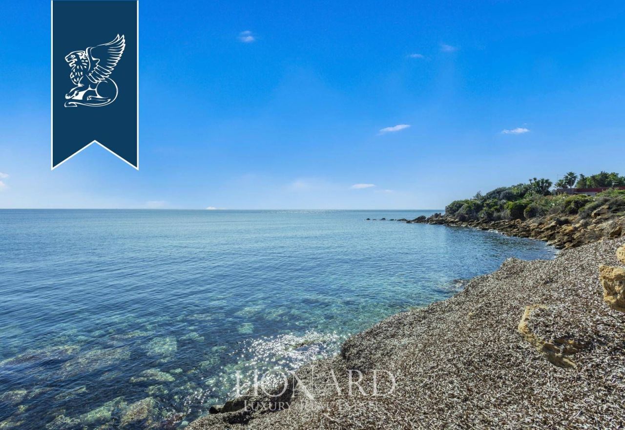 Villa en Siracusa, Italia, 253 m² - imagen 13