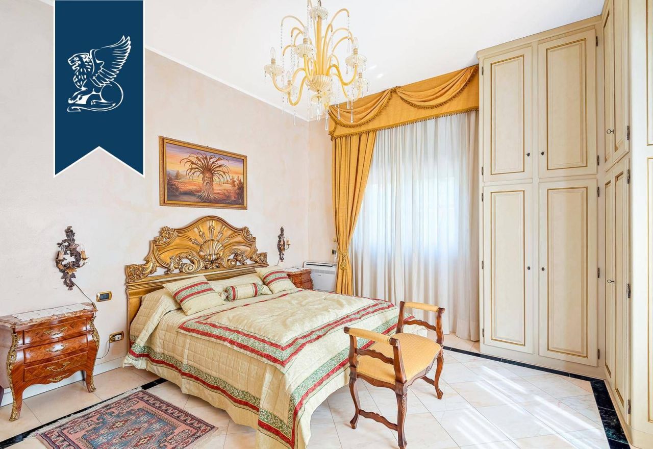 Villa a Massa, Italia, 2 472 m² - foto 14