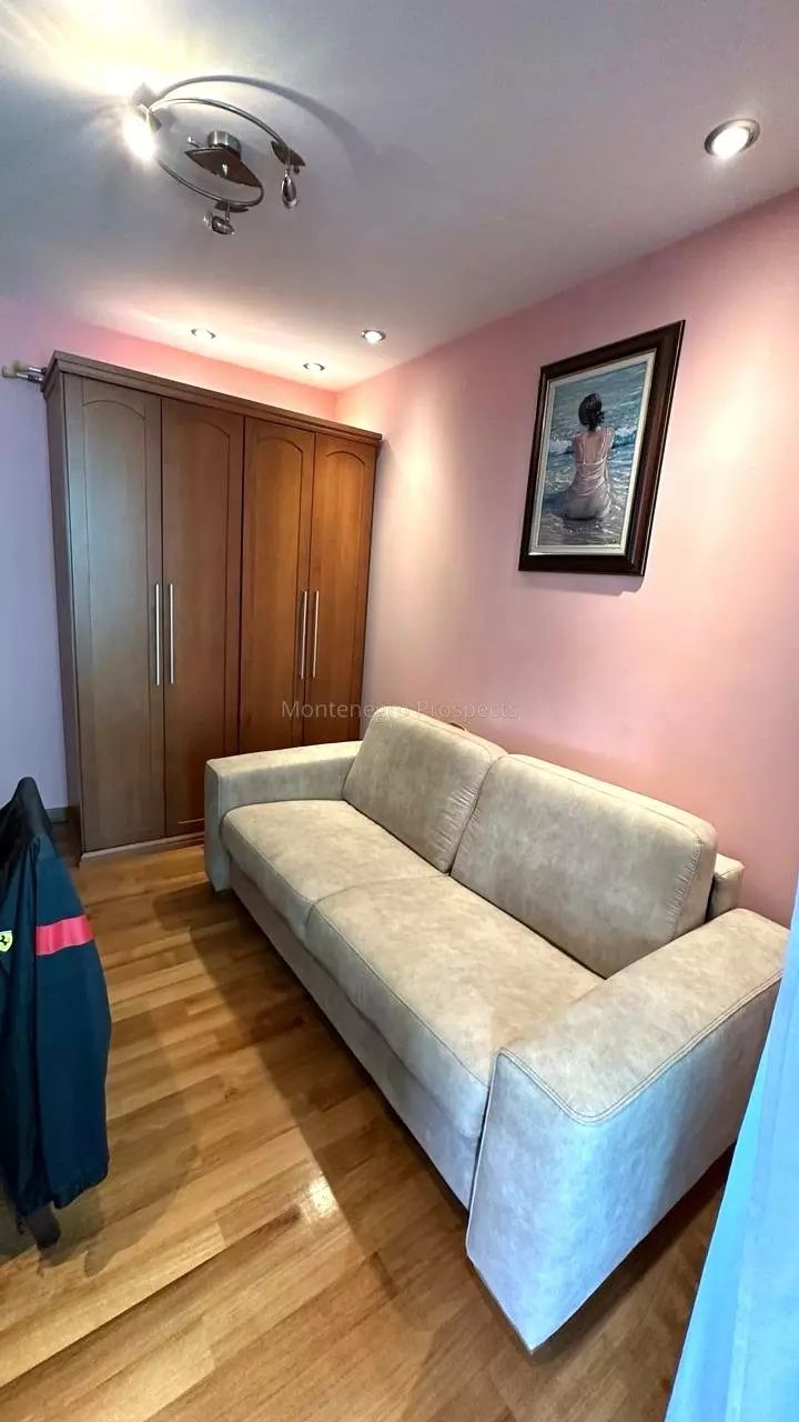 Apartment in Budva, Montenegro, 85 m² - picture 16