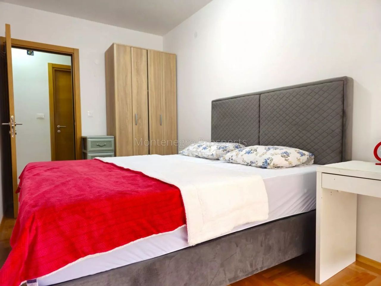 Apartment in Budva, Montenegro, 67 m² - picture 6