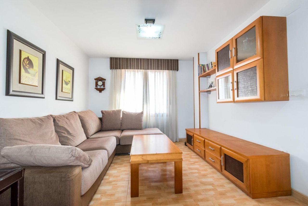 Piso en Torrevieja, España, 82 m² - imagen 1