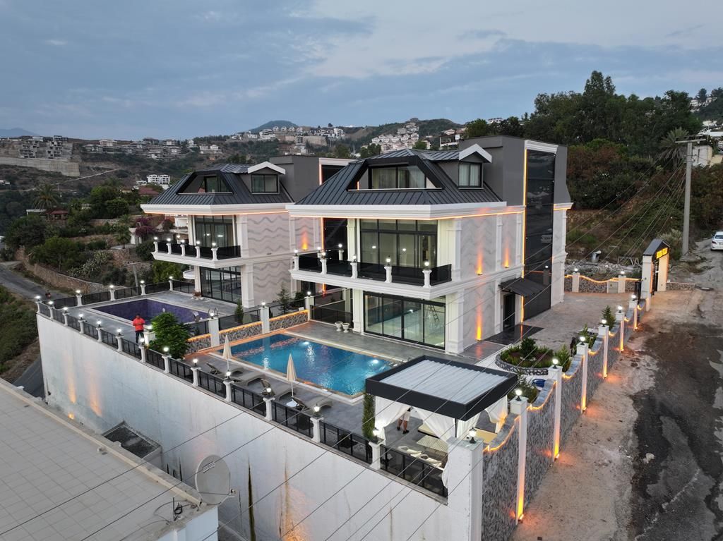 Villa in Alanya, Turkey, 540 m² - picture 1