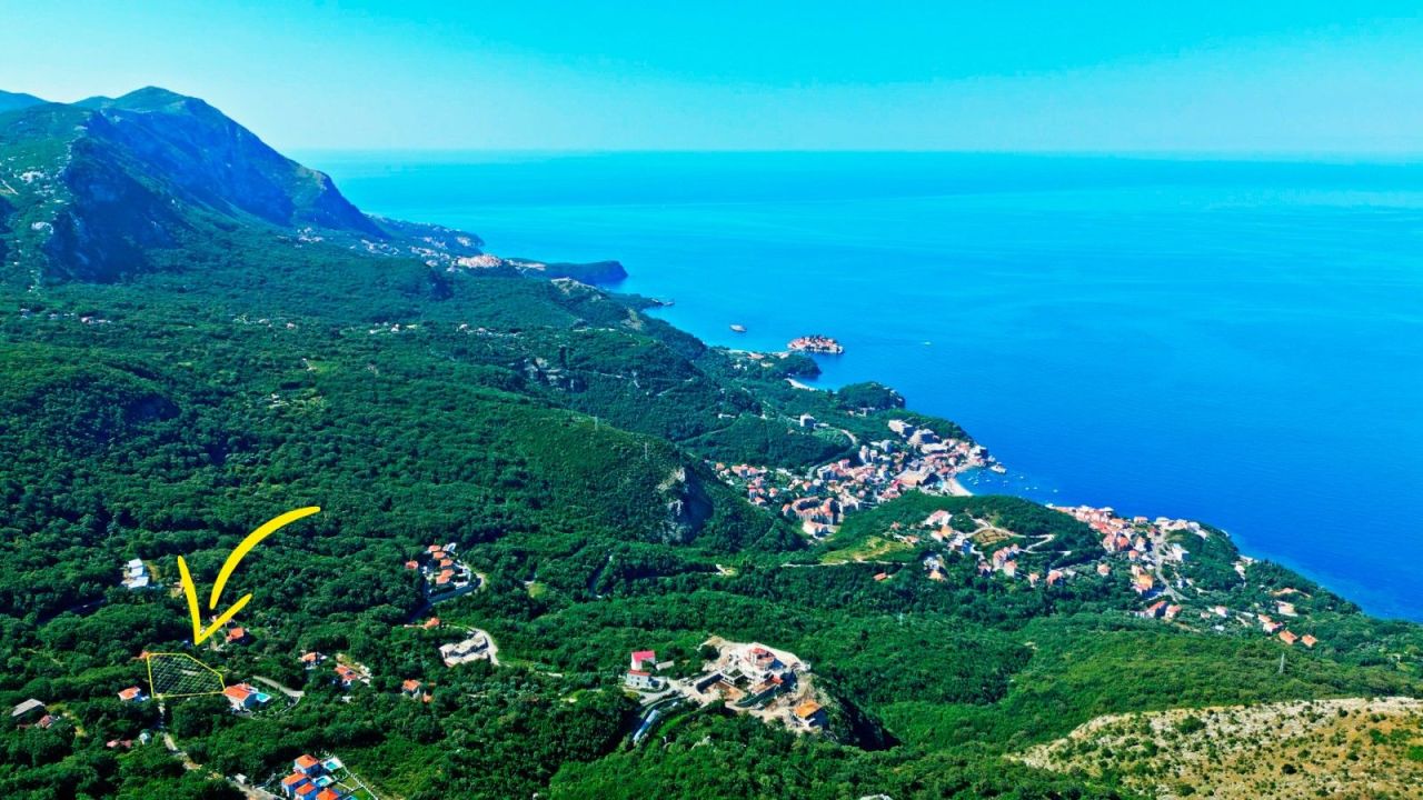 Terreno en Budva, Montenegro, 732 m² - imagen 1
