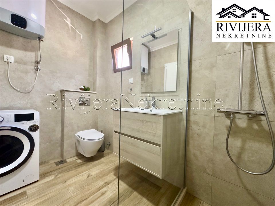 Flat in Kotor, Montenegro, 72 m² - picture 12