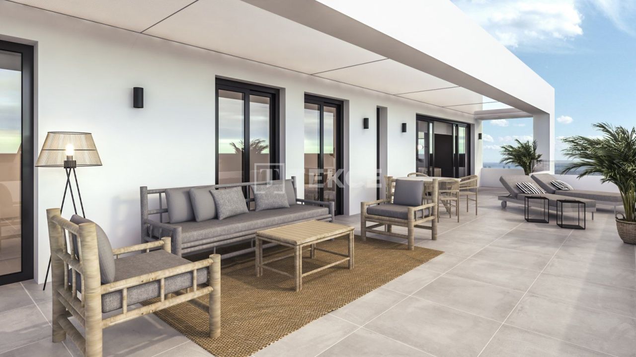 Penthouse in Guardamar del Segura, Spain, 254 m² - picture 15