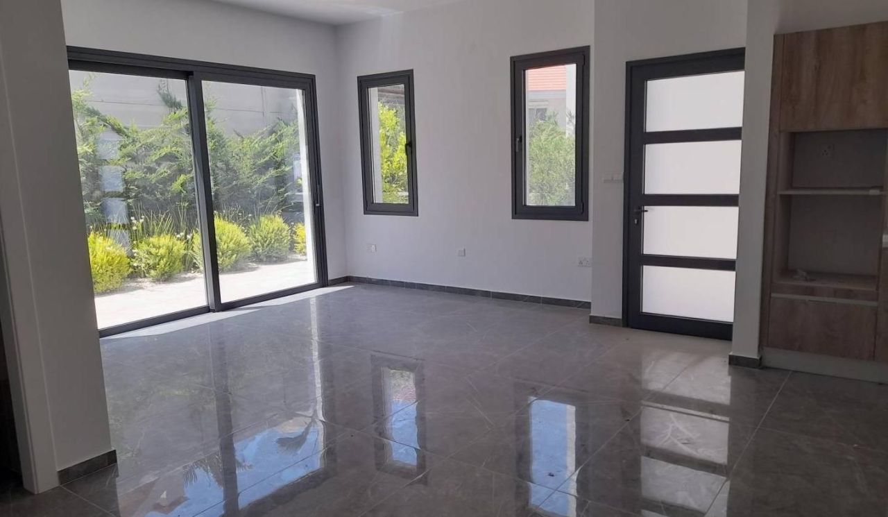 Haus in Mouttagiaka, Zypern, 121 m² - Foto 2