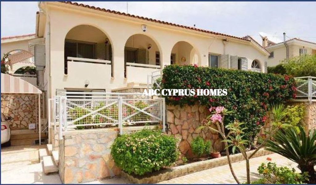 Villa à Paphos, Chypre, 250 m² - image 1