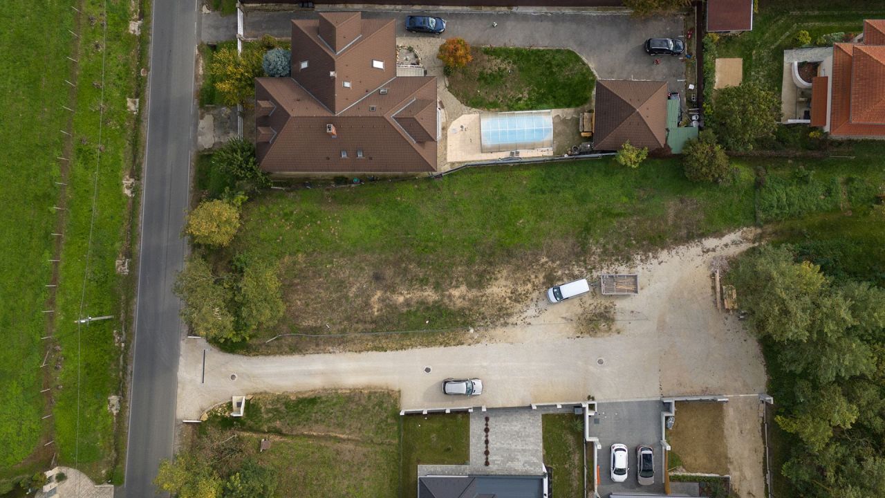 Land in Heviz, Hungary, 1 150 m² - picture 1