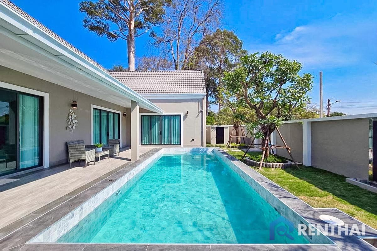 Haus in Pattaya, Thailand, 197 m² - Foto 1