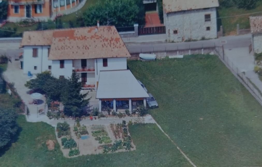 House in Porlezza, Italy, 270 m² - picture 1