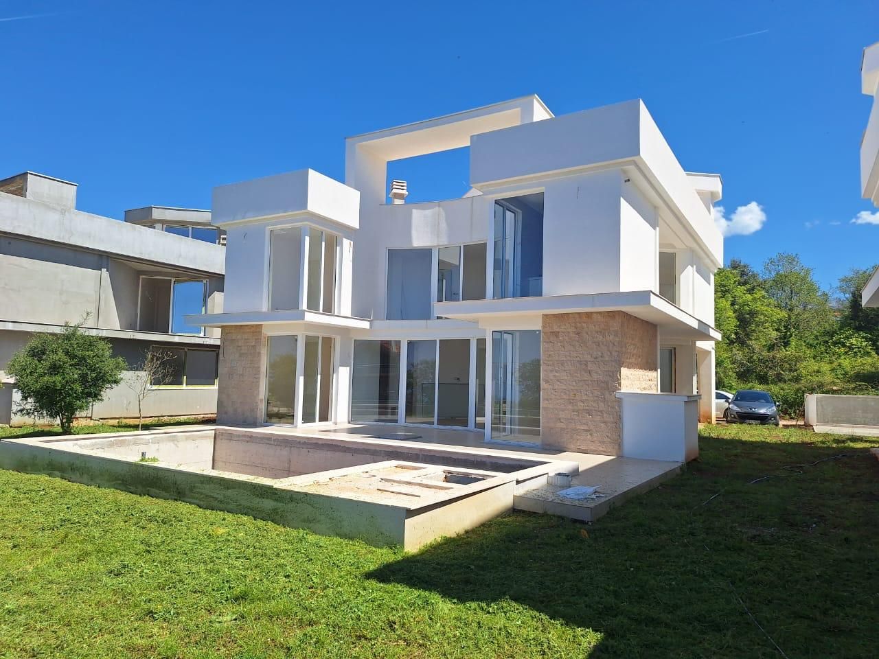 Maison à Krimovica, Monténégro, 454 m² - image 1