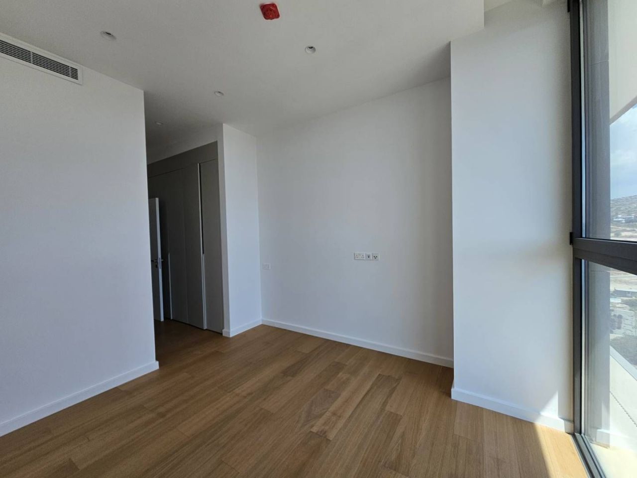 Piso en Agios Tychon, Chipre, 188 m² - imagen 14