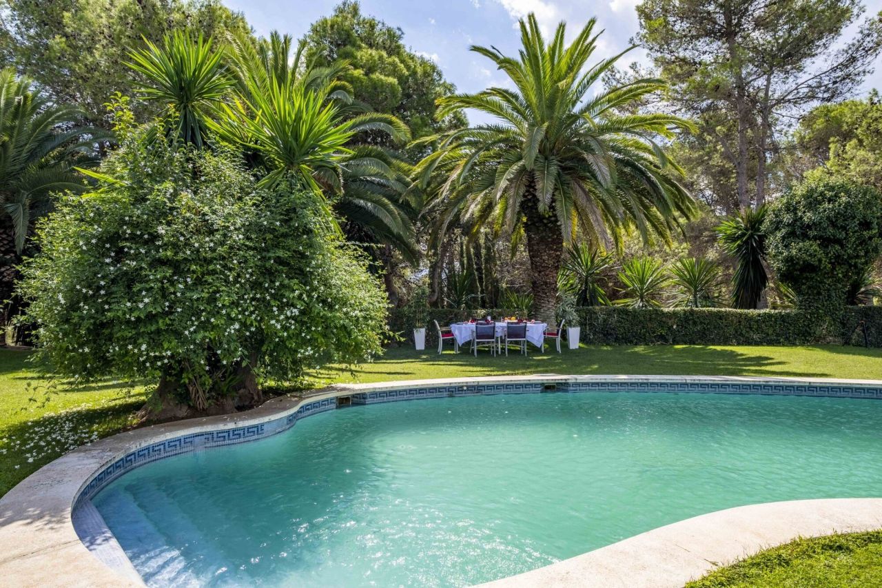 Villa à Barcelone, Espagne, 810 m² - image 6