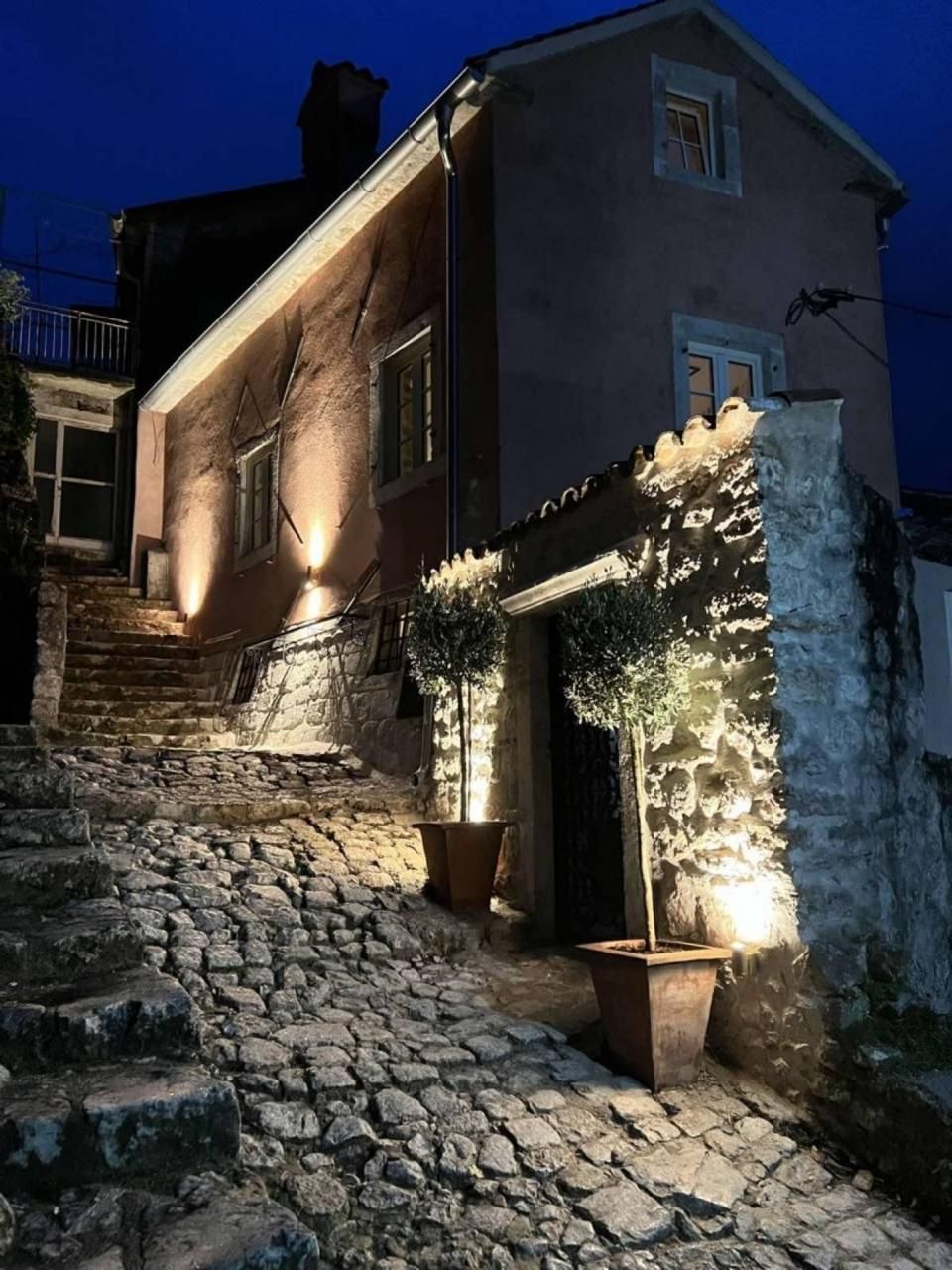House in Kotor, Montenegro, 100 m² - picture 1