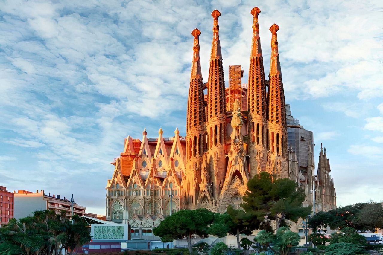 Propiedad comercial en Barcelona, España, 747 m² - imagen 1