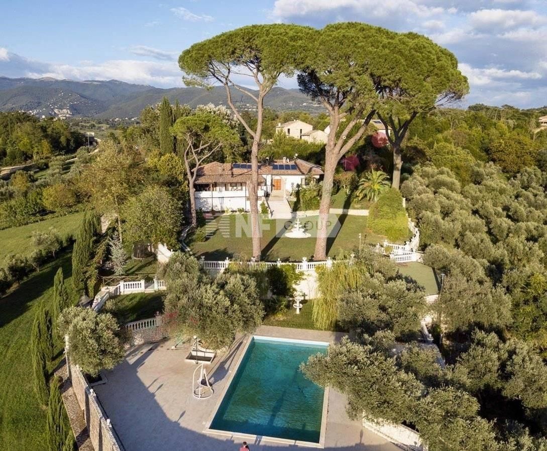 Villa in Rieti, Italy, 700 m² - picture 7