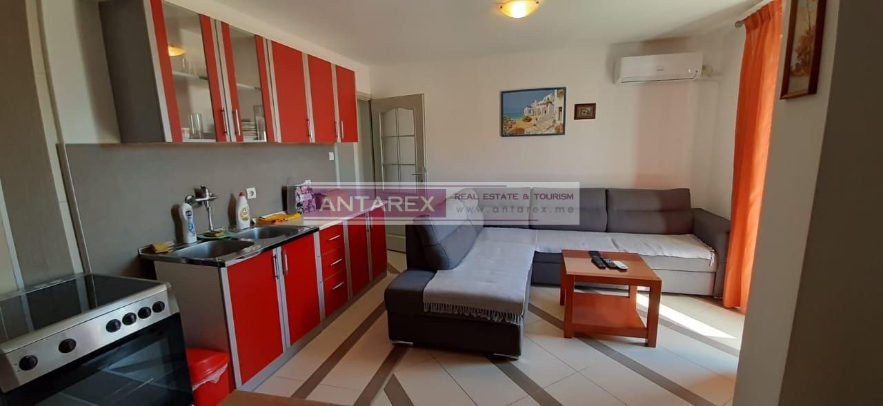 Apartamento en Budva, Montenegro, 40 m² - imagen 1